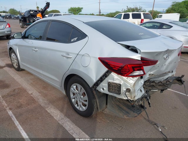 Hyundai ELANTRA SE 2020 5NPD74LF7LH501754 Image 3