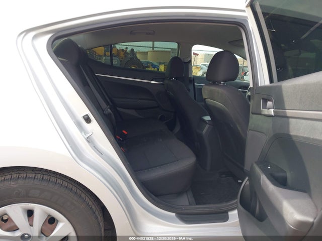 Hyundai ELANTRA SE 2020 5NPD74LF7LH501754 Image 8