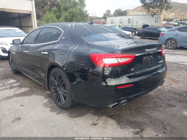 2017 MASERATI QUATTROPORTE ZAM56RPL4H1244891 Photo 2