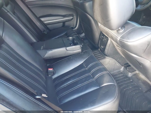 Продажа на аукционе авто 2023 Chrysler 300 300s, vin: 2C3CCABG8PH577308, номер лота: 44031585