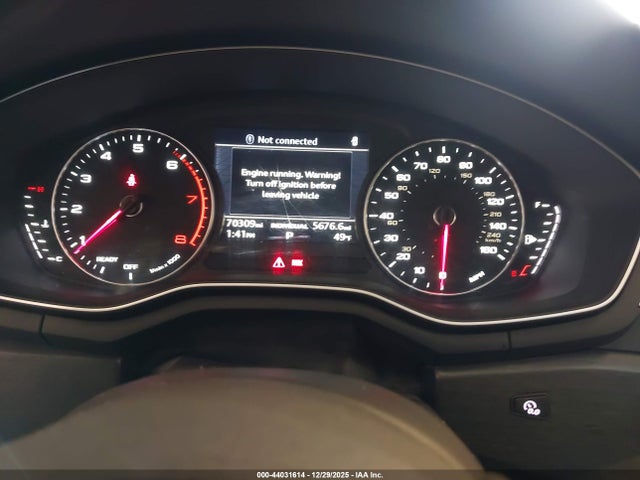 2017 AUDI A4 WAUGMAF48HN061174 Photo 6