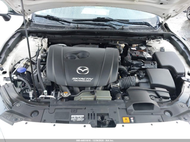 3MZBM1U71FM129586 Mazda Mazda3 I Sport