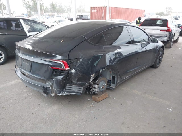 Продажа на аукционе авто 2024 Tesla Model 3 Long Range Dual Motor All-wheel Drive/rear-wheel Drive, vin: 5YJ3E1EA5RF726005, номер лота: 44031631