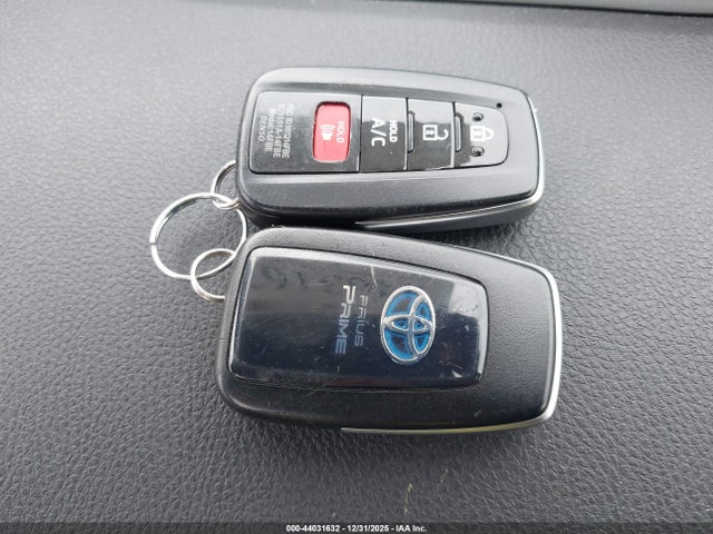 2020 TOYOTA PRIUS PRIME JTDKARFP8L3140640 Photo 10