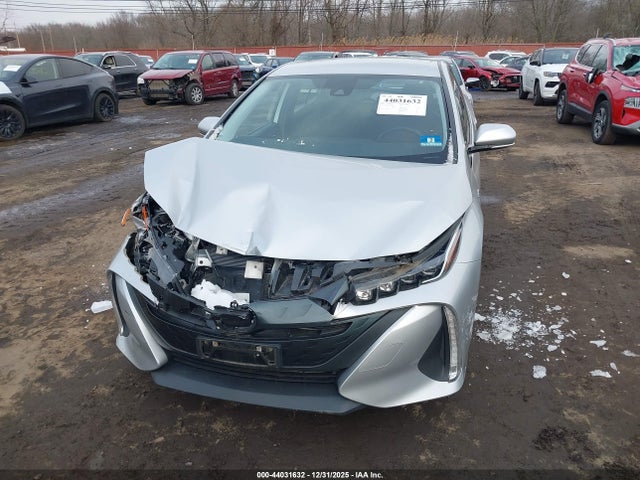 2020 TOYOTA PRIUS PRIME JTDKARFP8L3140640 Photo 5