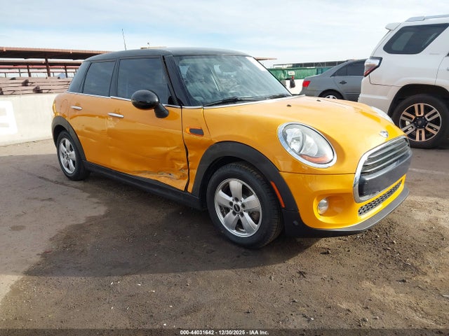 2017 MINI HARDTOP WMWXU1C34H2F78407 Photo 0