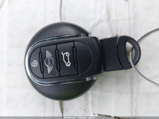 2017 MINI HARDTOP WMWXU1C34H2F78407 Photo 10