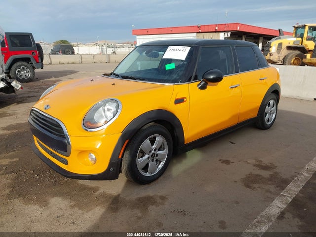 2017 MINI HARDTOP WMWXU1C34H2F78407 Photo 1