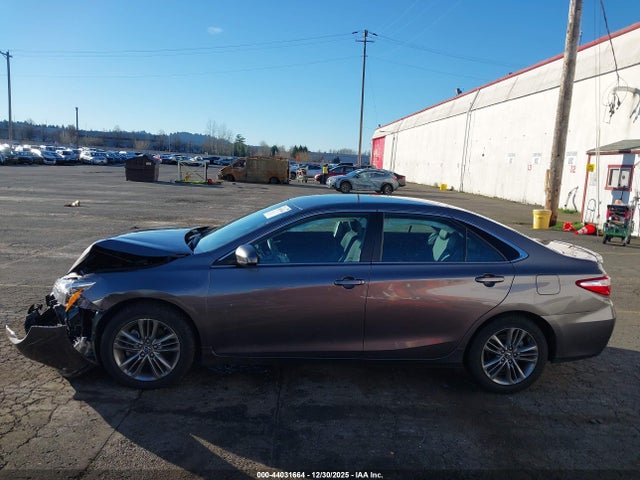 4T1BF1FK4HU625250 Toyota CAMRY SE