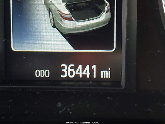 4T1BF1FK4HU625250 Toyota CAMRY SE