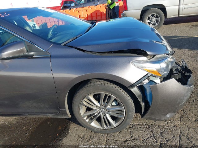 4T1BF1FK4HU625250 Toyota CAMRY SE