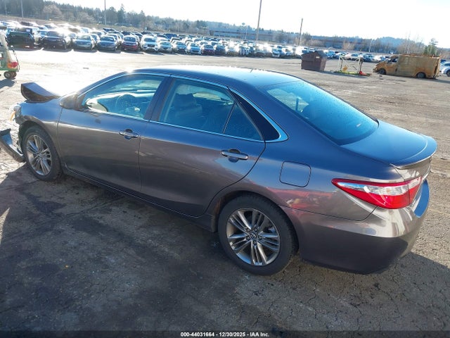 4T1BF1FK4HU625250 Toyota CAMRY SE