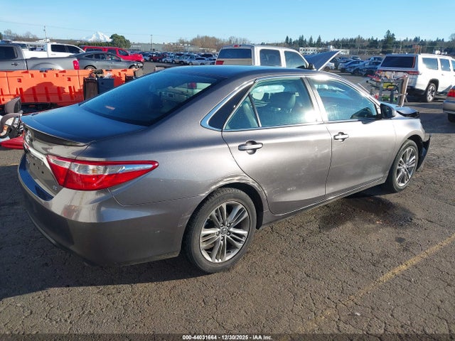 4T1BF1FK4HU625250 Toyota CAMRY SE