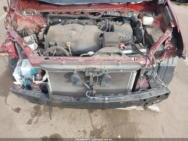 5TDYZ3DC1HS795924 Toyota Sienna Limited 7 Passenger