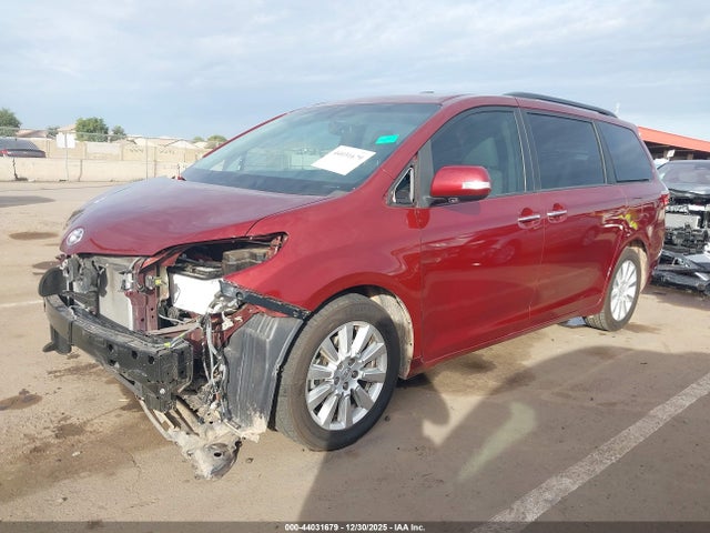 5TDYZ3DC1HS795924 Toyota Sienna Limited 7 Passenger