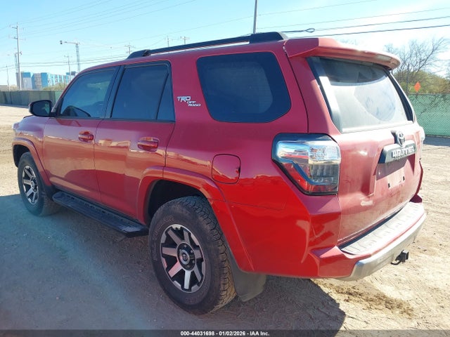 2019 TOYOTA 4RUNNER JTEBU5JR1K5673176 Photo 2