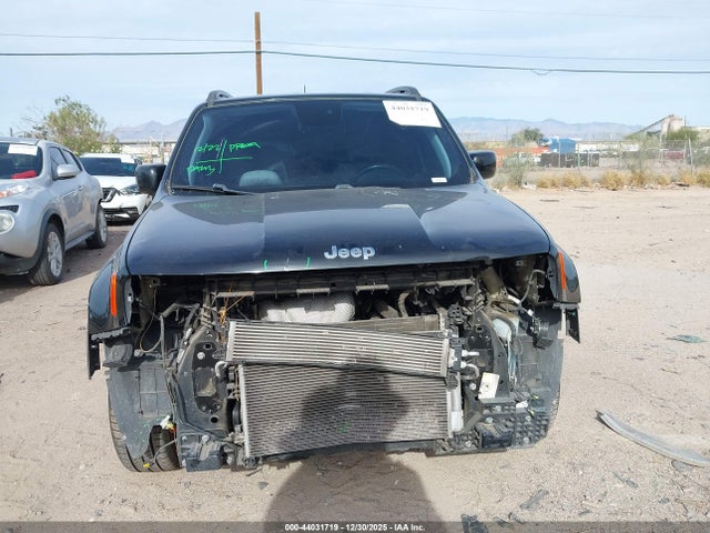 ZACCJABB2JPH48422 Jeep Renegade Latitude Fwd