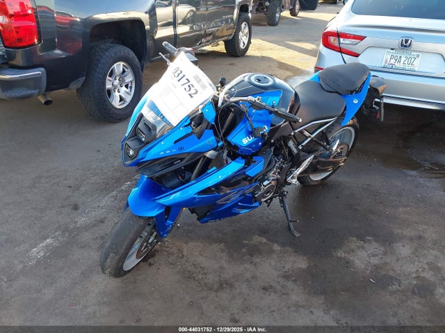 Suzuki Gsx800 F 2025 JS1EM13B6S7101271 Image 2