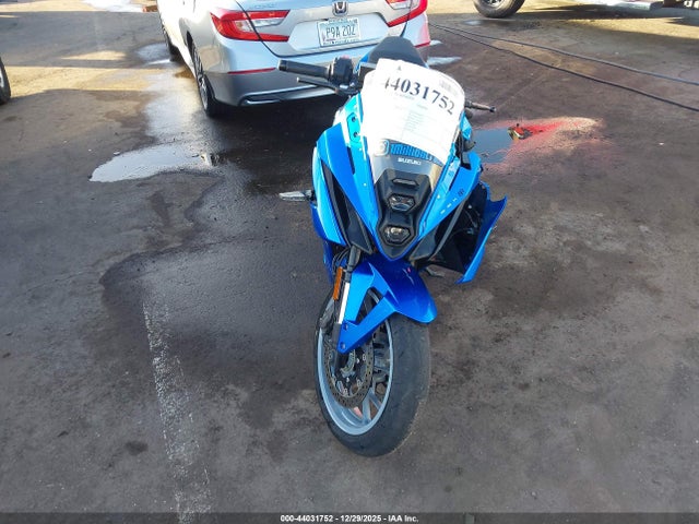 Suzuki Gsx800 F 2025 JS1EM13B6S7101271 Image 5