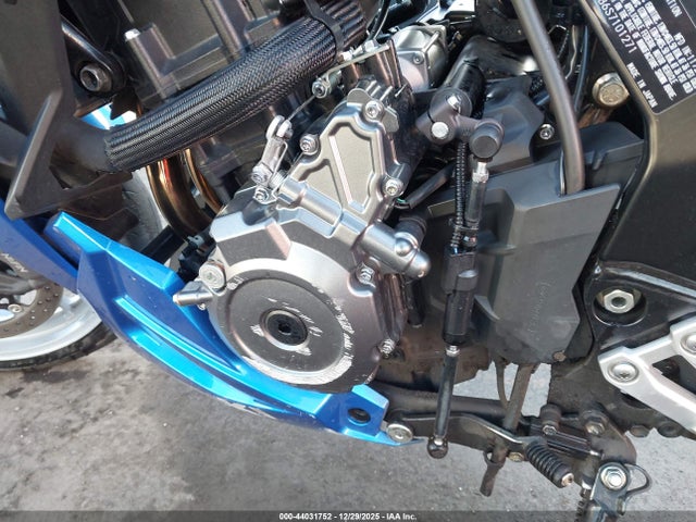 Suzuki Gsx800 F 2025 JS1EM13B6S7101271 Image 9
