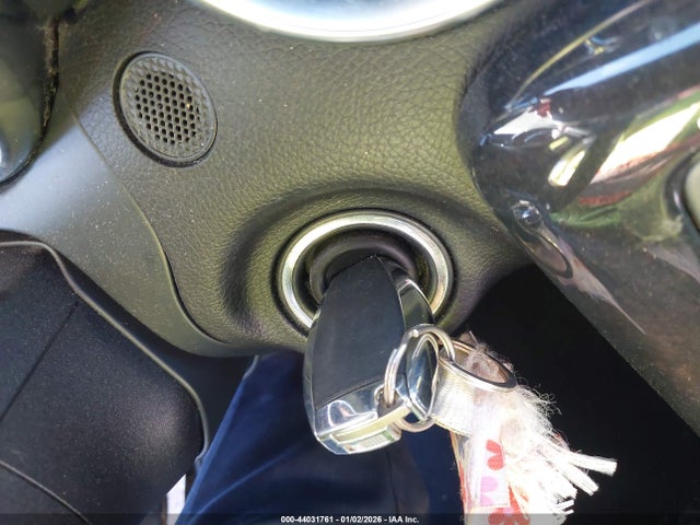 44031761 :رقم المزاد ، WDDPK4HA0FF103007 vin ، 2015 Mercedes-benz Slk 250 مزاد بيع