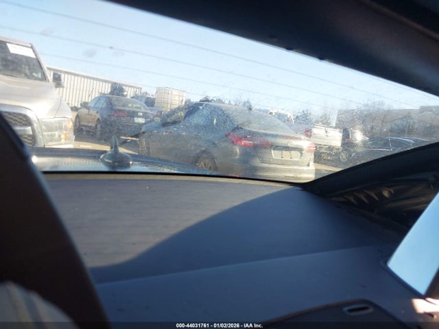 44031761 :رقم المزاد ، WDDPK4HA0FF103007 vin ، 2015 Mercedes-benz Slk 250 مزاد بيع