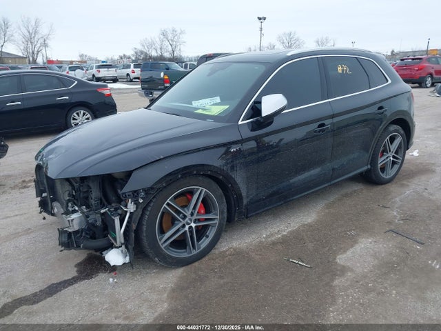 2018 Audi Sq5 3.0t Premium Plus მანქანა იყიდება აუქციონზე, vin: WA1C4AFY5J2183058, აუქციონის ნომერი: 44031772