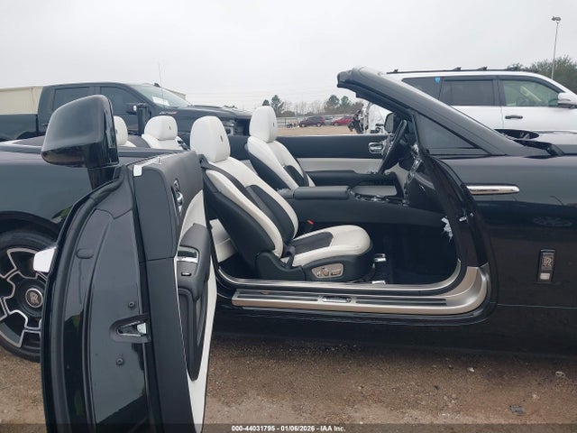 Aukcja sprzedaży 2018 Rolls-royce Dawn, vin: SCA666D56JU107640, numer aukcji: 44031795
