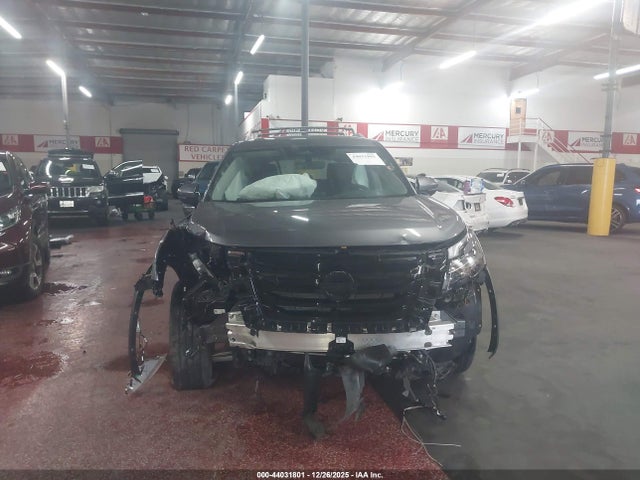 5N1DR3CC5SC201369 Nissan Pathfinder Sl 4wd