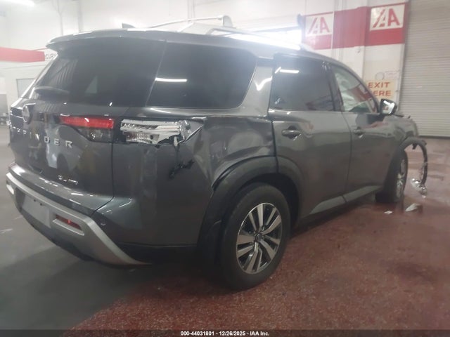 5N1DR3CC5SC201369 Nissan Pathfinder Sl 4wd