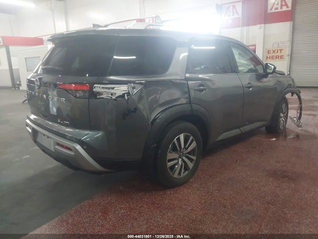 5N1DR3CC5SC201369 Nissan Pathfinder Sl 4wd