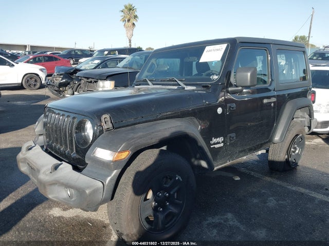 1C4GJXAN5JW263632 Jeep Wrangler Sport 4x4