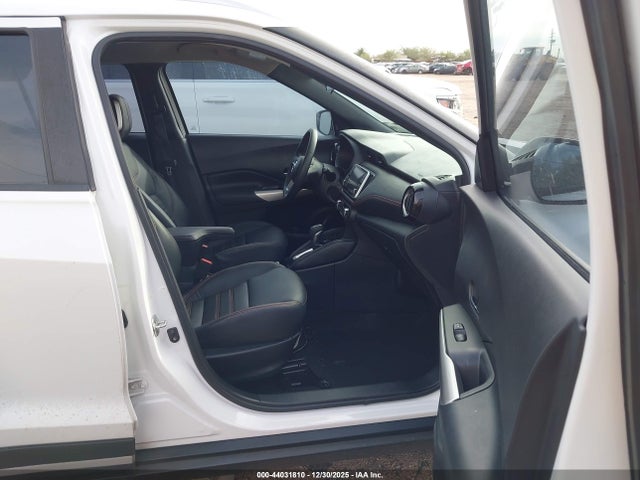 3N1CP5DV2LL569356 Nissan Kicks Sr Xtronic Cvt