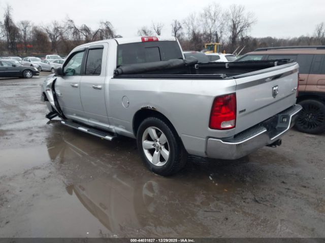 2013 RAM 1500 1C6RR7GTXDS686944 Photo 2