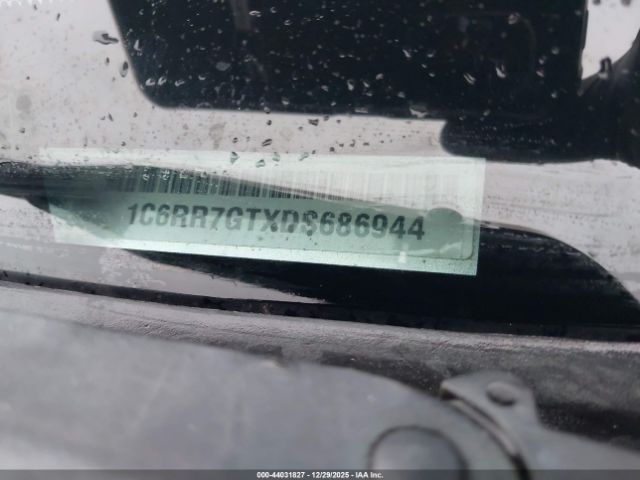 2013 RAM 1500 1C6RR7GTXDS686944 Photo 8