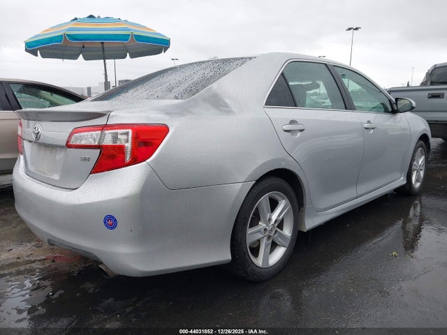 4T1BF1FK8EU767368 Toyota CAMRY SE