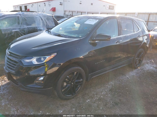 2GNAXUEV1M6143507 Chevrolet Equinox Awd Lt