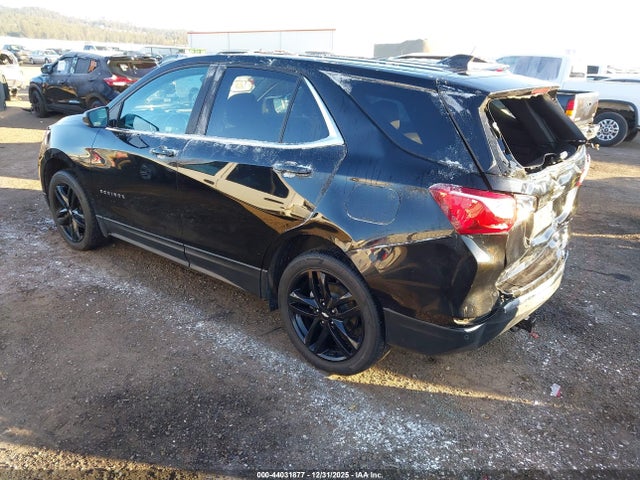 2GNAXUEV1M6143507 Chevrolet Equinox Awd Lt