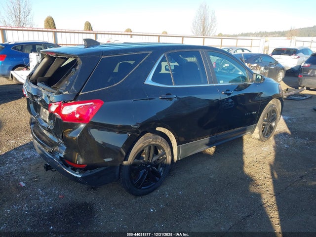2GNAXUEV1M6143507 Chevrolet Equinox Awd Lt