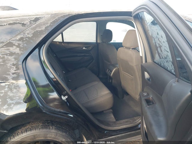 2GNAXUEV1M6143507 Chevrolet Equinox Awd Lt