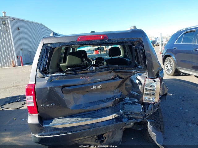 1C4NJRFB2HD210779 Jeep Patriot High Altitude 4x4