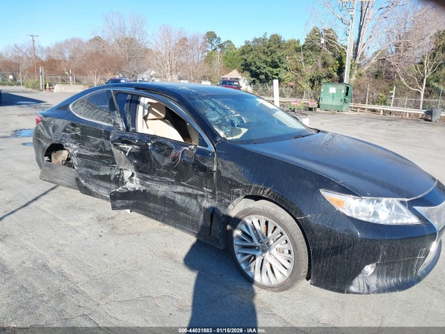 2014 Lexus Es 350 მანქანა იყიდება აუქციონზე, vin: JTHBK1GG0E2116546, აუქციონის ნომერი: 44031883