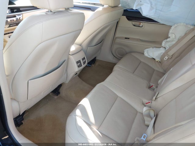 2014 Lexus Es 350 მანქანა იყიდება აუქციონზე, vin: JTHBK1GG0E2116546, აუქციონის ნომერი: 44031883