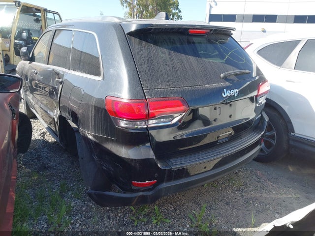 1C4RJEAG4MC738823 Jeep Grand Cherokee Laredo E 4x2
