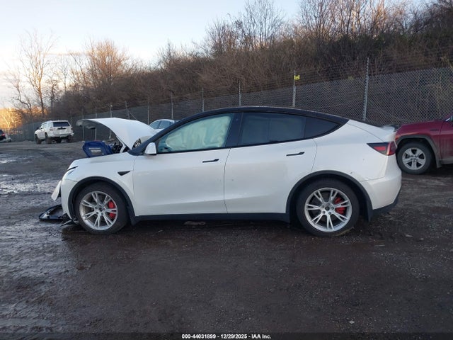 5YJYGDEEXLF044247 Tesla Model Y Long Range Dual Motor All-wheel Drive