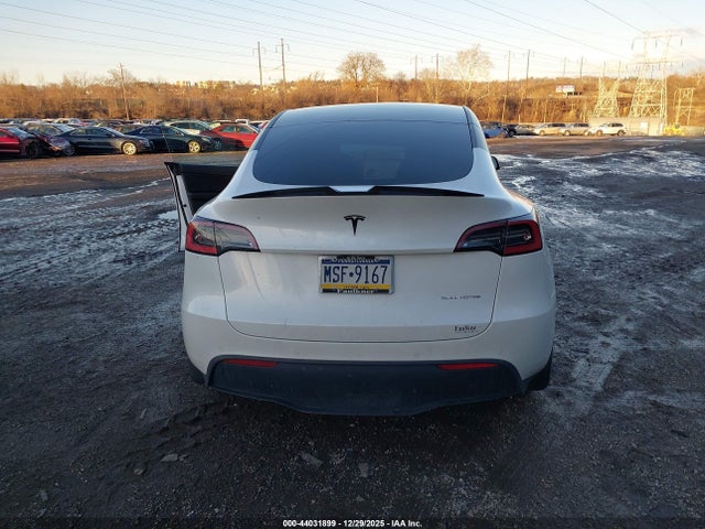 5YJYGDEEXLF044247 Tesla Model Y Long Range Dual Motor All-wheel Drive