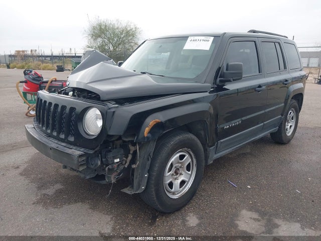 1C4NJPBB2HD172898 Jeep Patriot Sport Fwd