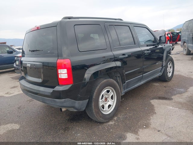 1C4NJPBB2HD172898 Jeep Patriot Sport Fwd