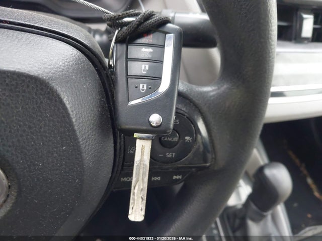 JTDEPMAE1N3007354 Toyota COROLLA LE