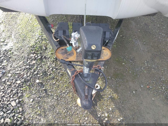 Forest River Wildcat Maxx 28rkx 2019 4X4TWCD25KT018109 Image 10